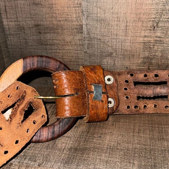 Man-made/handcrafted leather belt‎ - Picture 6 of 9